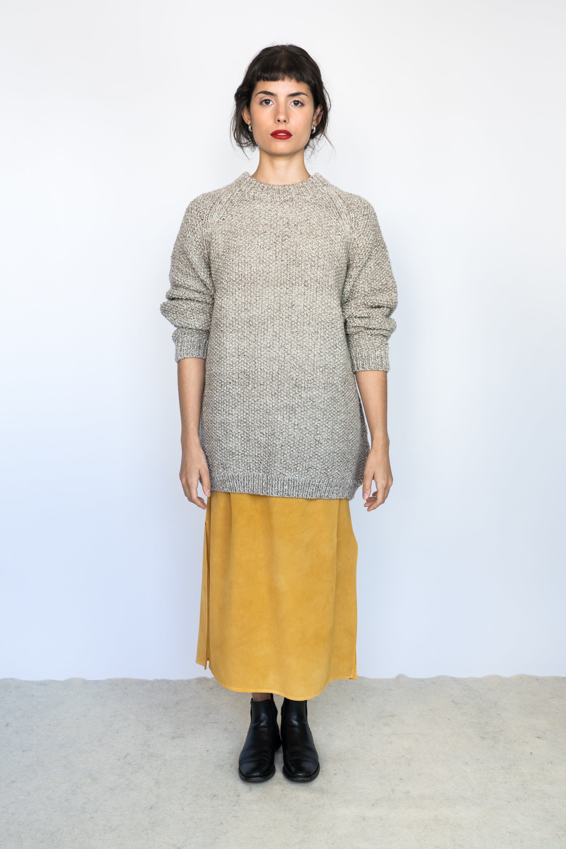 HAND KNITTED WOOL JUMPER ROBLE - STONE