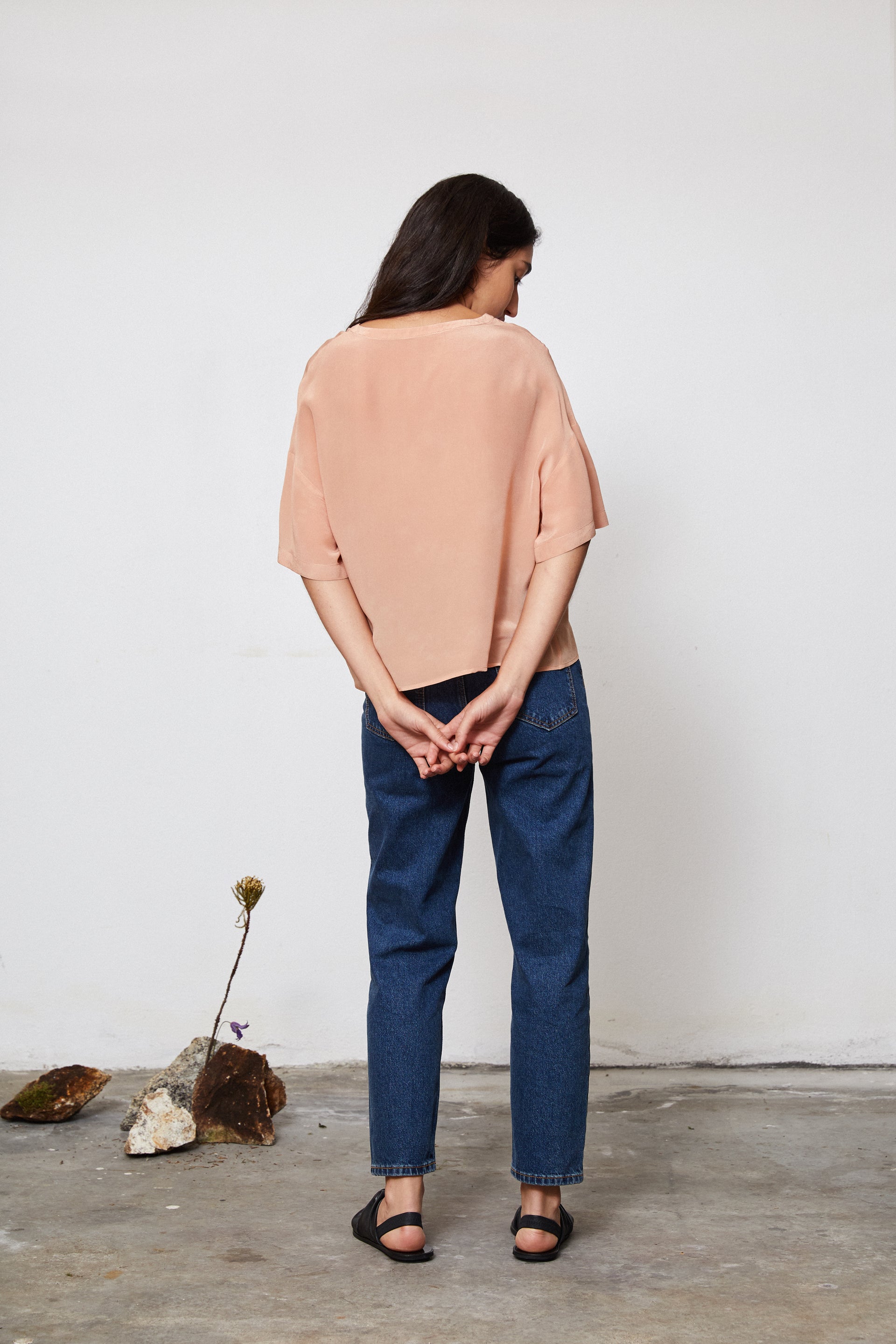 Avocado T top full view - sustainable casual wear