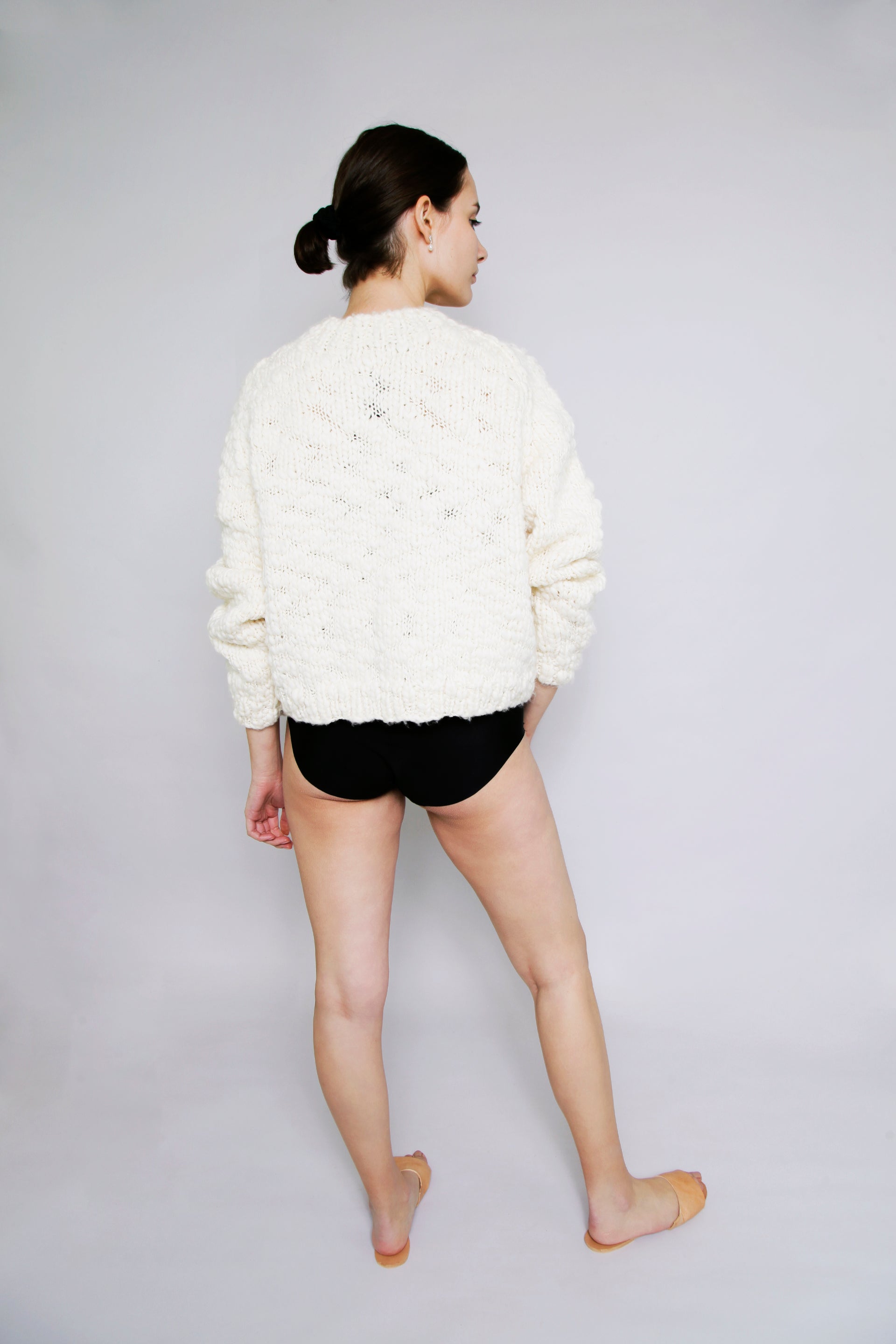 HAND KNITTED WOOL CAVEN JUMPER - IVORY